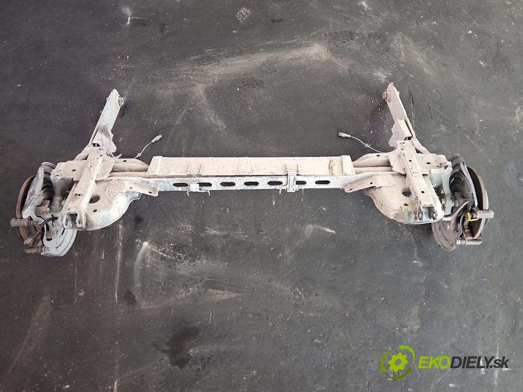 Renault Trafic III 2014 - 2.0 dci 145 hp manual 107 kW 1997 cm3 5- zadní výztuha (Výztuhy zadní)