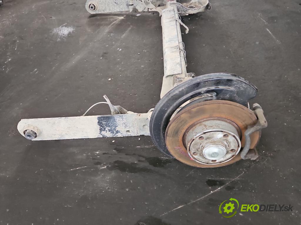 Renault Trafic III 2014 - 2.0 dci 145 hp manual 107 kW 1997 cm3 5- zadní výztuha (Výztuhy zadní)