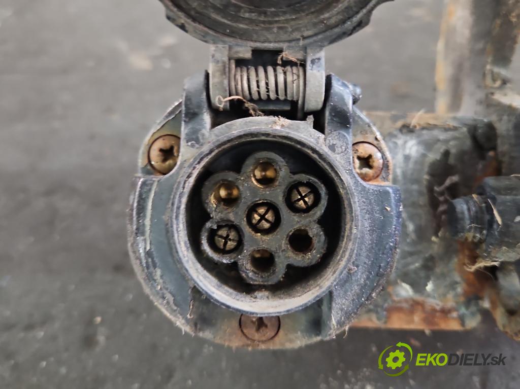 Honda Civic VII 2000-2006 1.4 16V 90 hp manual 66 kW 1396 cm3 3- oko tažné  (Tažná zařízení)