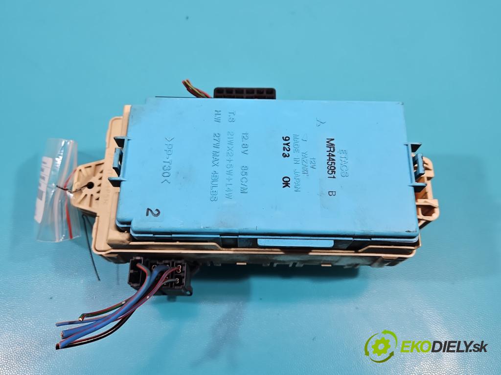 Mitsubishi Pajero Pinin 1998-2007 1.8 GDI 120 hp automatic 88 kW 1834 cm3 3- skříňka pojistková MR445951B (Pojistkové skříňky)