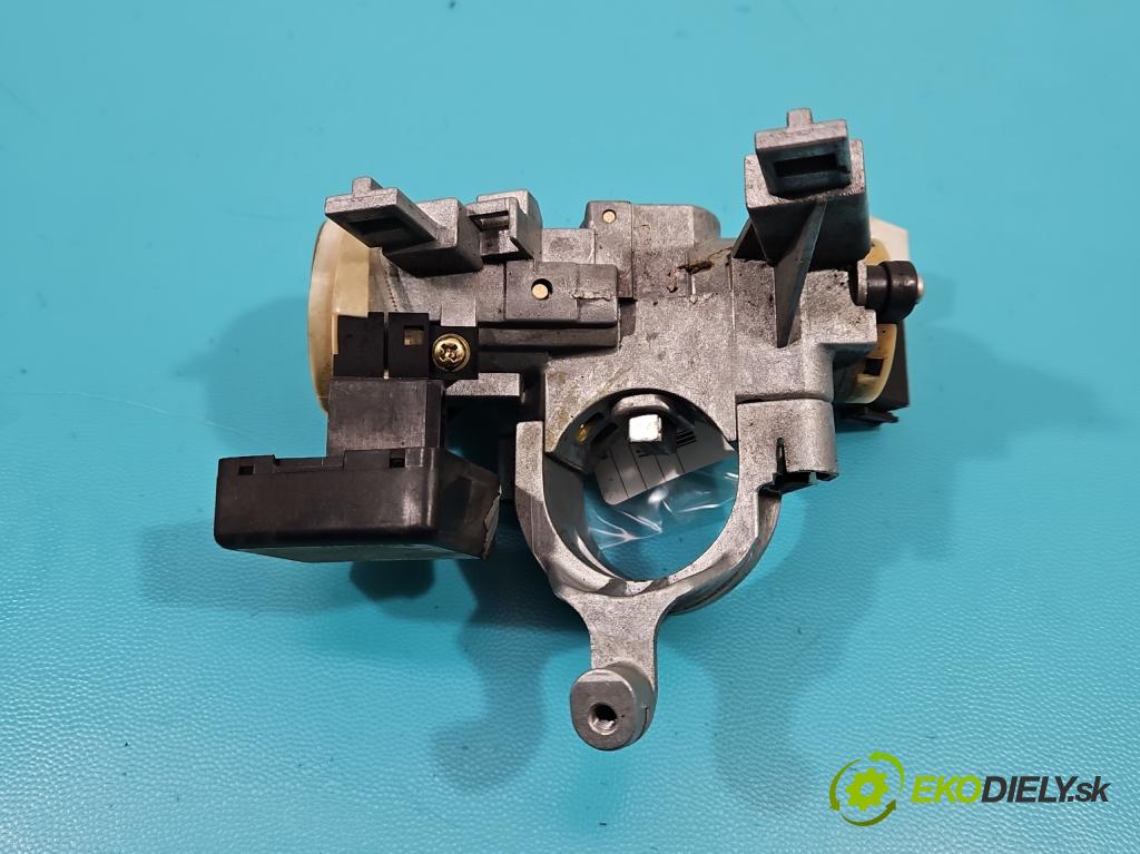 Mitsubishi Pajero Pinin 1998-2007 1.8 GDI 120 HP automatic 88 kW 1834 cm3 3- Spínačka  (Spínacie skrinky a kľúče)