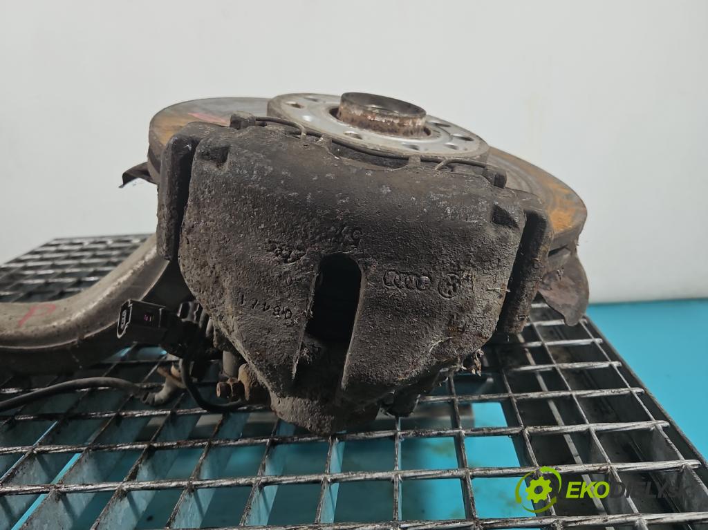 Audi A4 B6 2000-2004 2.0 20V 131 HP manual 96 kW 1984 cm3 4- brzdič predné pravý  (Ostatné)