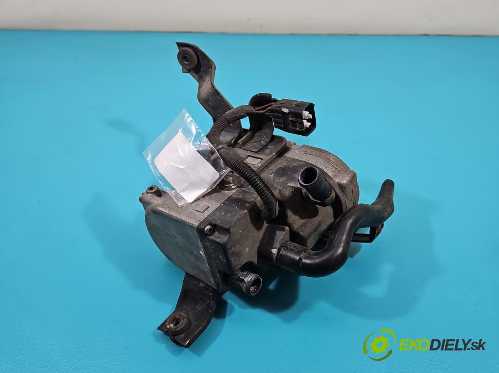 Toyota Rav4 III 2005-2012 2.2 D-CAT 177 hp manual 130 kW 2231 cm3 5- Webasto 25228205 (Webasto ohřívače)