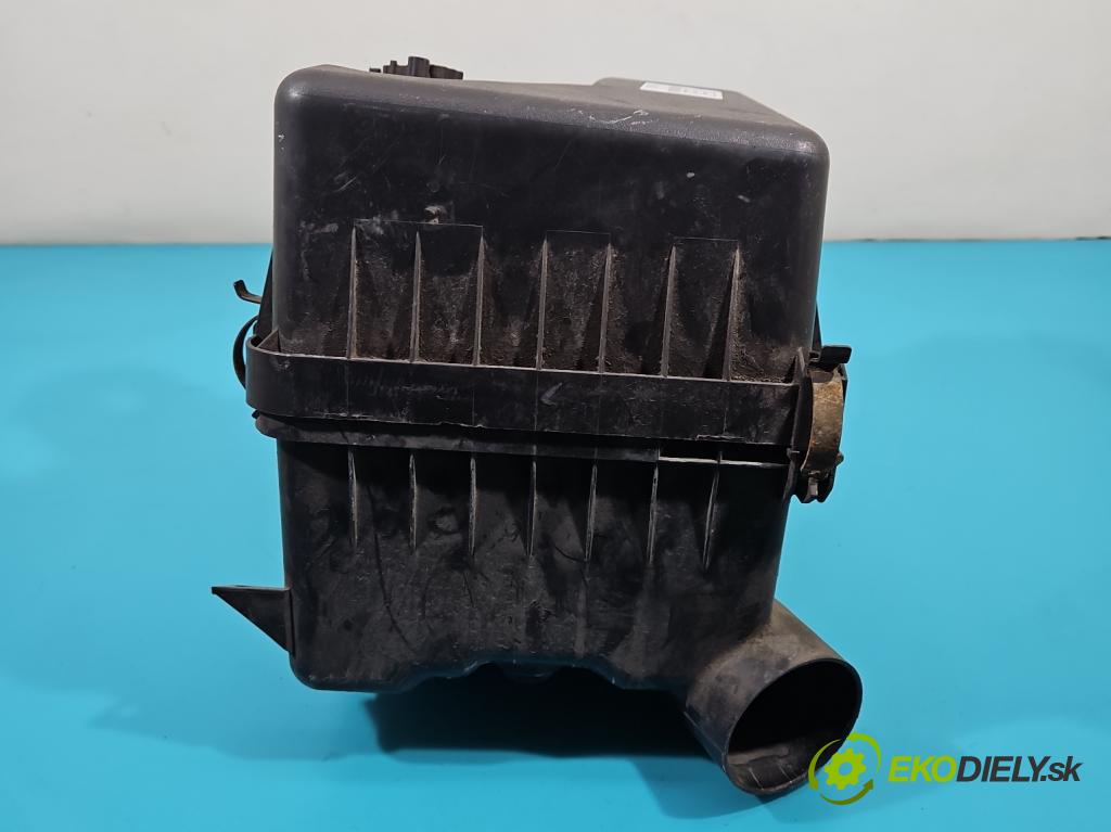 Toyota Rav4 III 2005-2012 2.2 D-CAT 177 HP manual 130 kW 2231 cm3 5- obal filtra vzduchu  (Obaly filtrov vzduchu)