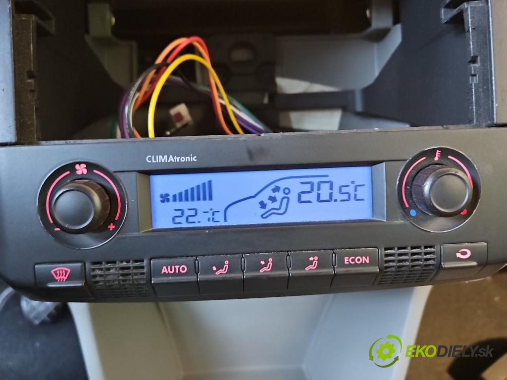 Vw Polo IV 9N 2001-2009 1.2 12V 64 HP manual 47 kW 1198 cm3 5- panel kúrenia 6Q0907044E