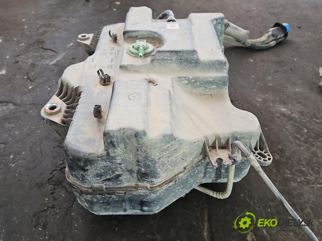 Renault Trafic III 2014 - 2.0 dci 145 HP manual 107 kW 1997 cm3 5- Nádrž: AdBlue: 172A25438R