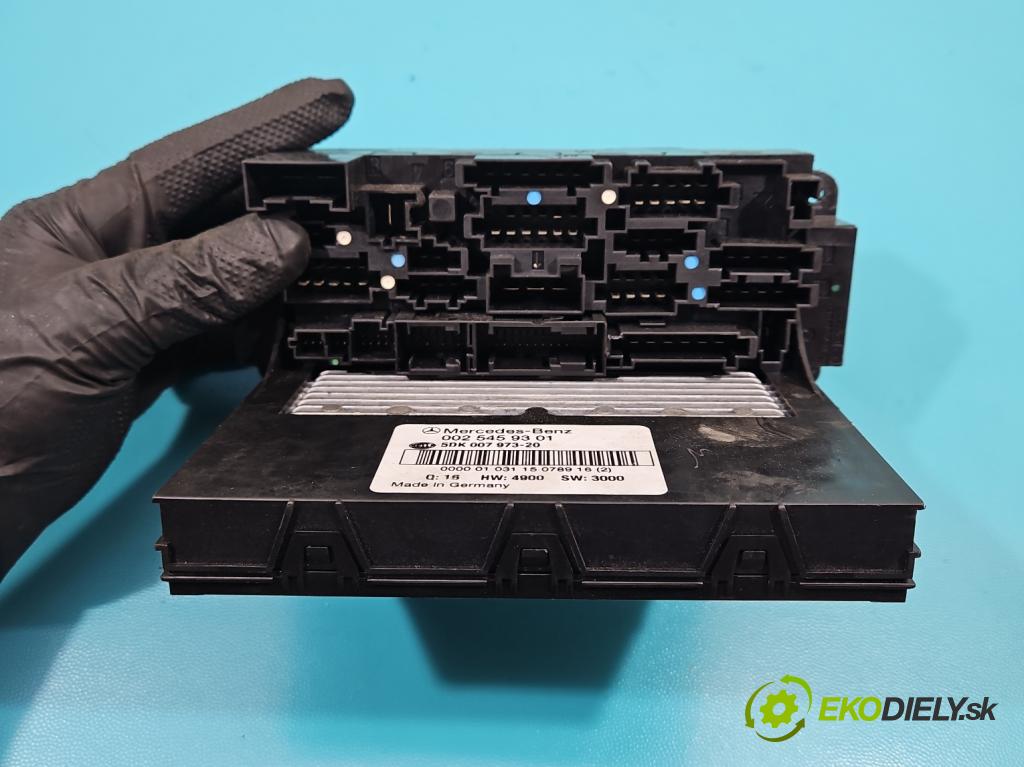 Mercedes C W203 2000-2007 2,2.0 cdi 143 hp automatic 105 kW 2148 cm3 4- skříňka pojistková 0025459301 (Pojistkové skříňky)