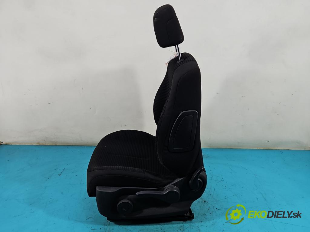 Citroen C4 I 2004-2011 1.6 16V 109 HP manual 80 kW 1587 cm3 5- Sedačka ľavý  (Sedačky, sedadlá)