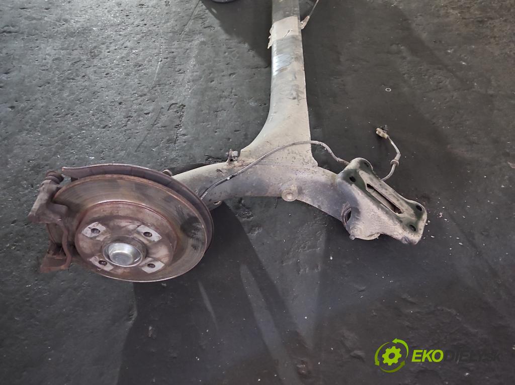 Citroen C4 I 2004-2011 1.6 16V 109 hp manual 80 kW 1587 cm3 5- zadní výztuha  (Výztuhy zadní)