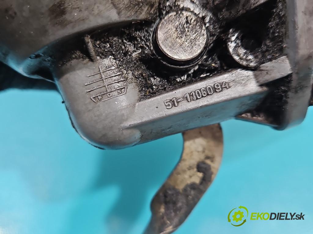 Żuk A 11 b 2.1 karburátor: 71 hp manual 52 kW 2120 cm3 5- čerpadlo paliva 51-1106094