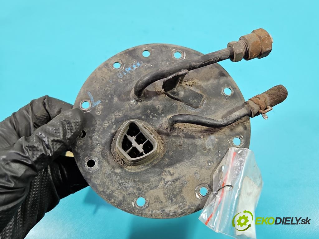 Toyota Corolla E10 1,4.0 16V 75 HP manual 55 kW 1332 cm3 5- čerpadlo palivo