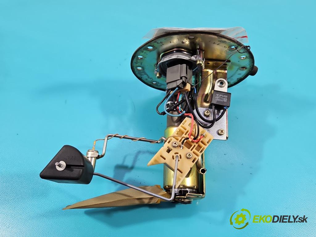 Toyota Corolla E10 1,4.0 16V 75 HP manual 55 kW 1332 cm3 5- čerpadlo palivo