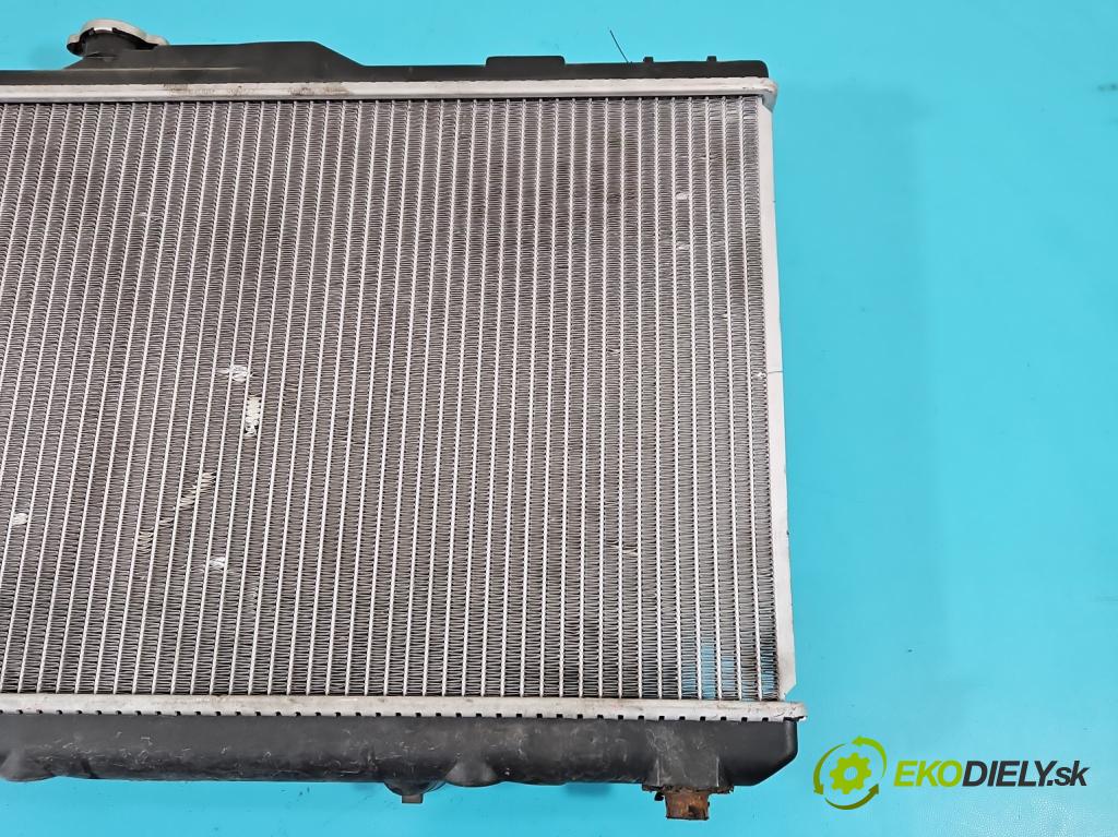 Toyota Corolla E10 1,4.0 16V 75 hp manual 55 kW 1332 cm3 5- Chladič vody (Chladiče vody)