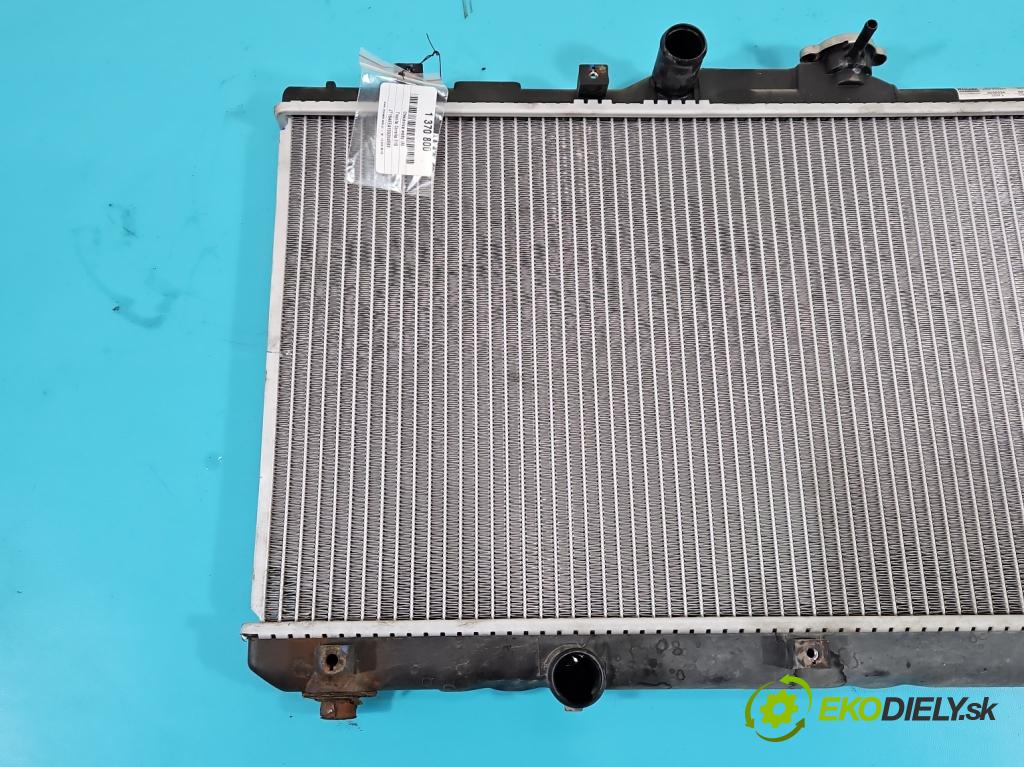 Toyota Corolla E10 1,4.0 16V 75 hp manual 55 kW 1332 cm3 5- Chladič vody (Chladiče vody)