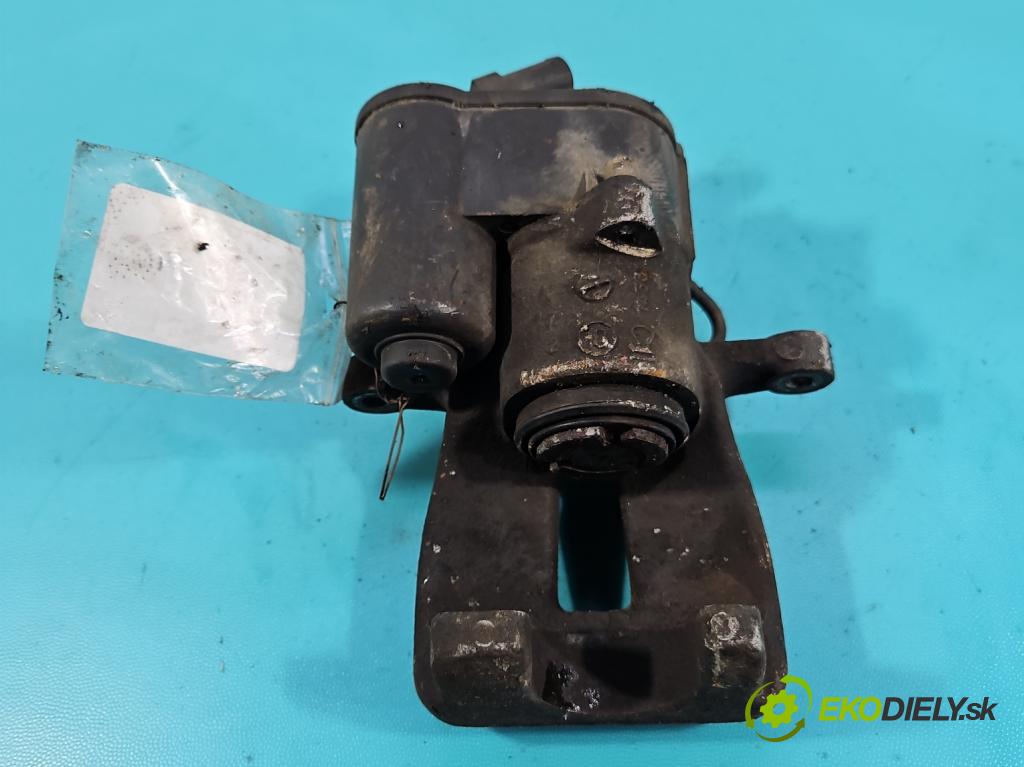 Vw Passat CC 2008-2016 2.0 tdi 170 hp automatic 125 kW 1968 cm3 4- brzdič zadní levý  (Klika dveří ostatní)