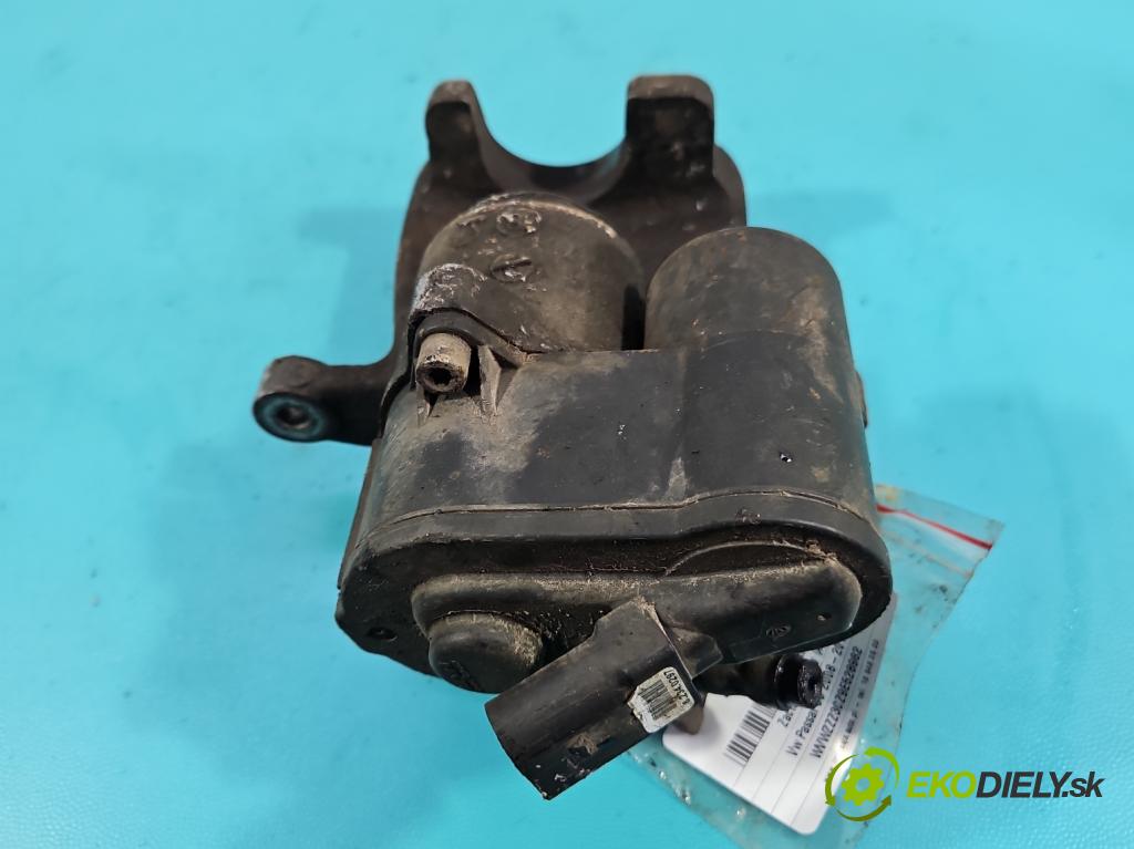 Vw Passat CC 2008-2016 2.0 tdi 170 hp automatic 125 kW 1968 cm3 4- brzdič zadní levý  (Klika dveří ostatní)