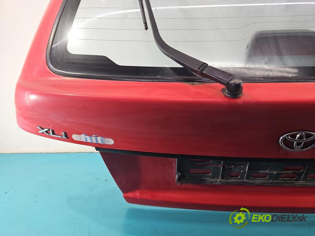 Toyota Corolla E10 1,4.0 16V 75 hp manual 55 kW 1332 cm3 5- zadní kufrové dveře  (Zadní kapoty)