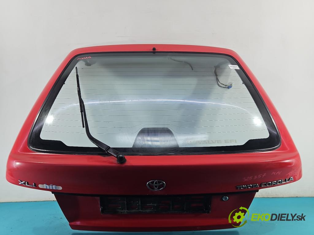 Toyota Corolla E10 1,4.0 16V 75 hp manual 55 kW 1332 cm3 5- zadní kufrové dveře  (Zadní kapoty)