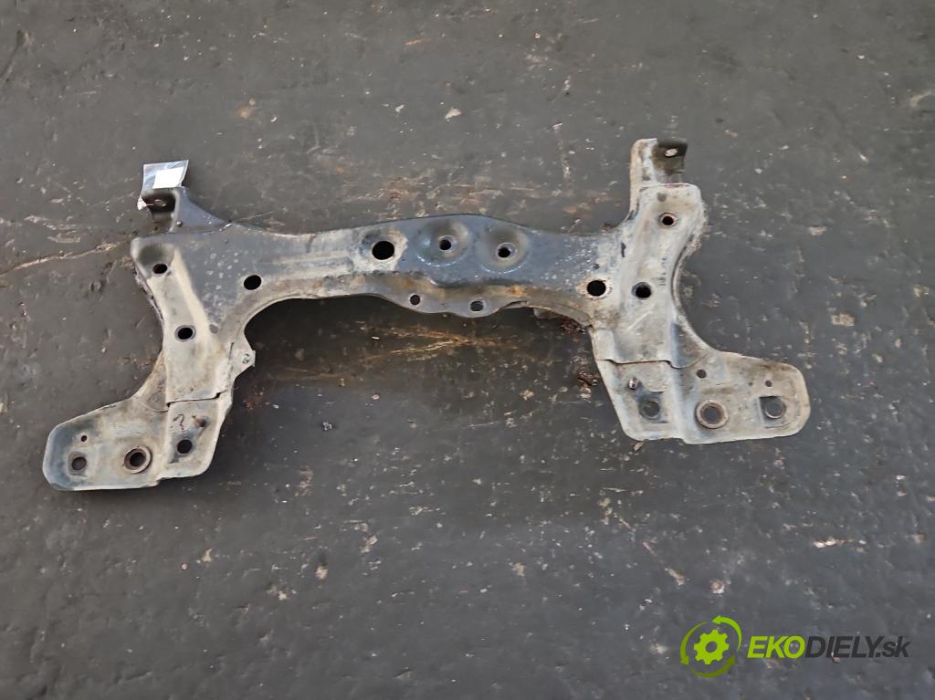 Toyota Corolla E10 1,4.0 16V 75 HP manual 55 kW 1332 cm3 5- výstuha motora