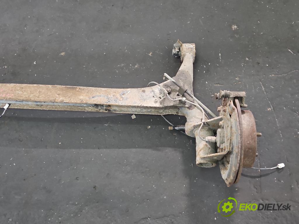 Toyota Corolla E12 2001-2009 2.0 D4D 90 hp manual 66 kW 1995 cm3 5- zadní výztuha  (Výztuhy zadní)