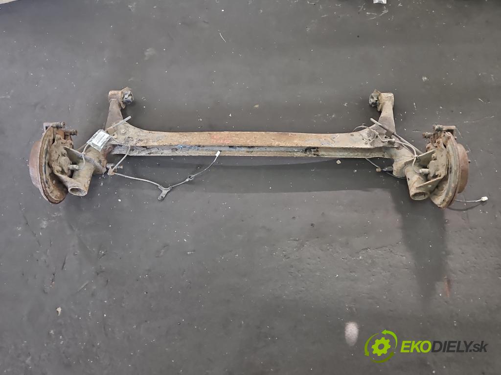 Toyota Corolla E12 2001-2009 2.0 D4D 90 hp manual 66 kW 1995 cm3 5- zadní výztuha  (Výztuhy zadní)