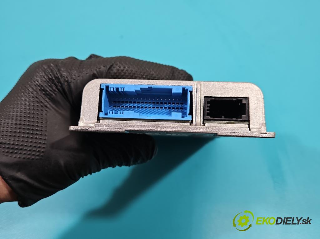 Bmw 5 E60 2003-2010 2.5 R6 N53: 190 HP automatic 140 kW 2497 cm3 5- Zesilovač: 9187625 (Zosilňovače)