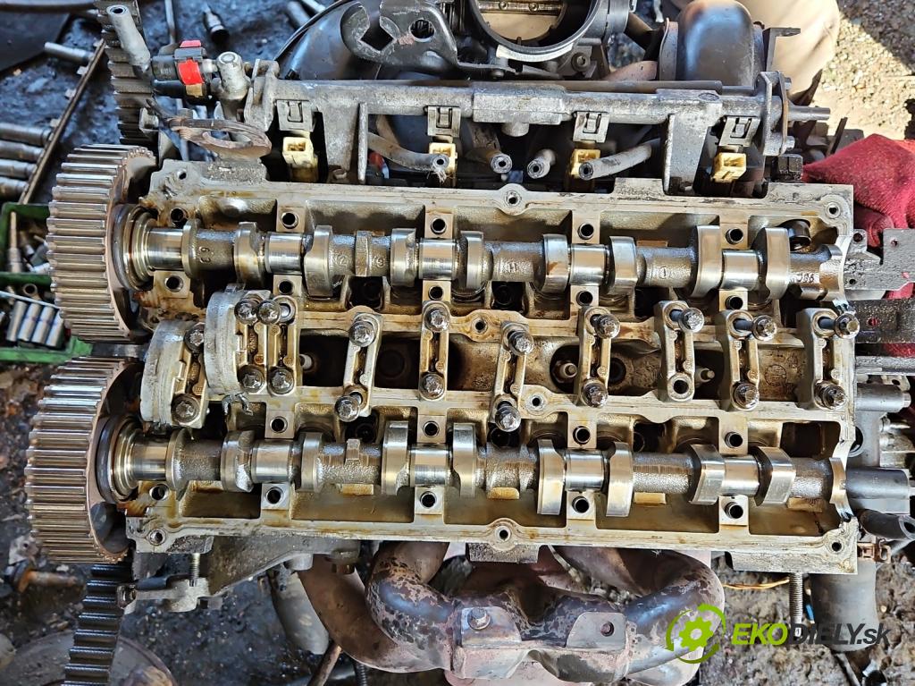 Ford Focus Mk1 1998-2004 2.0 16V 131 HP manual 96 kW 1988 cm3 5- Hlava: motora XS7G-6090-AC