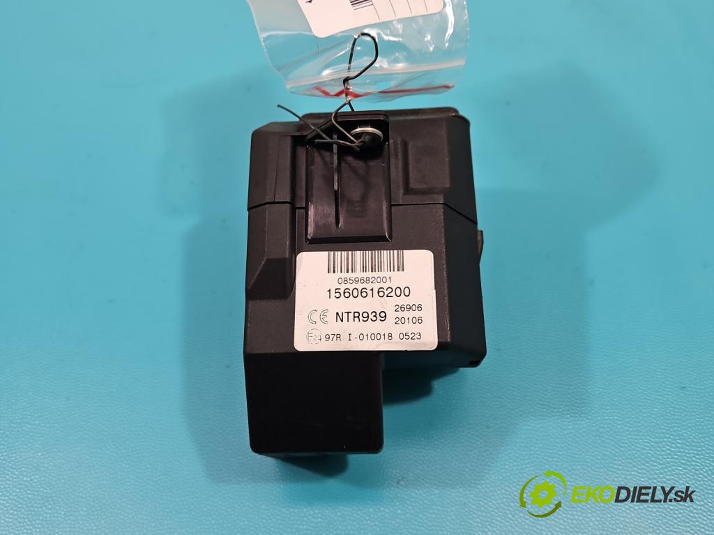 Alfa romeo 159 1.9 jtd 120 HP manual 88 kW 1910 cm3 5- Spínačka 1560616200 (Spínacie skrinky a kľúče)