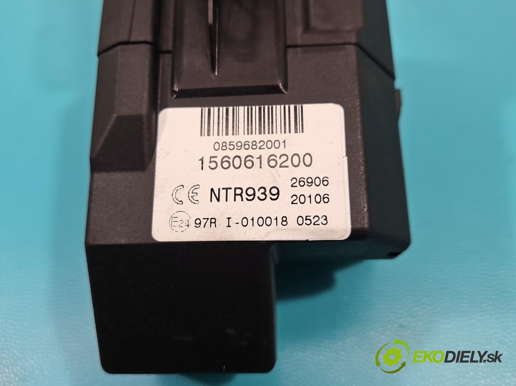 Alfa romeo 159 1.9 jtd 120 HP manual 88 kW 1910 cm3 5- Spínačka 1560616200 (Spínacie skrinky a kľúče)