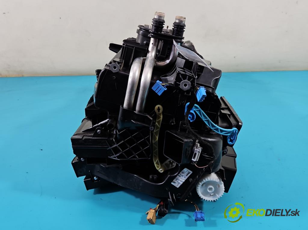 Vw Sharan II 2010-2022 2.0 tdi 170 hp automatic 125 kW 1968 cm3 5- radiátor 7N1820003F (Radiátory topení)