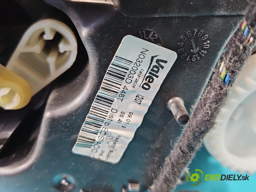 Vw Sharan II 2010-2022 2.0 tdi 170 hp automatic 125 kW 1968 cm3 5- radiátor 7N1820003F (Radiátory topení)