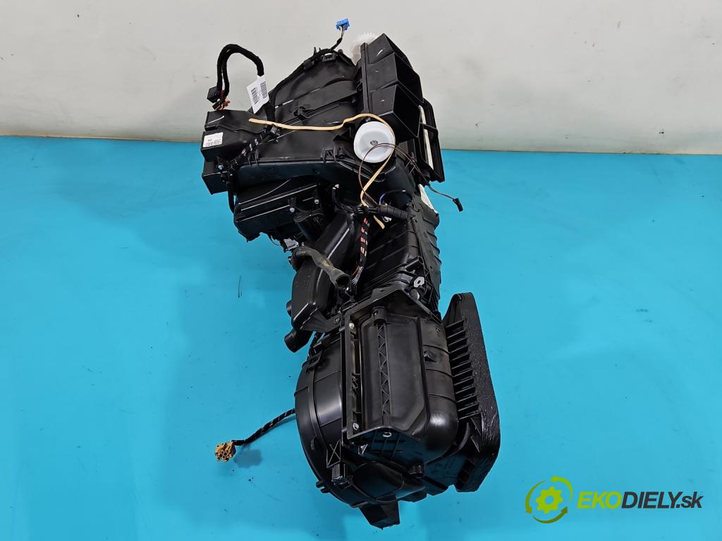 Vw Sharan II 2010-2022 2.0 tdi 170 hp automatic 125 kW 1968 cm3 5- radiátor 7N1820003F (Radiátory topení)