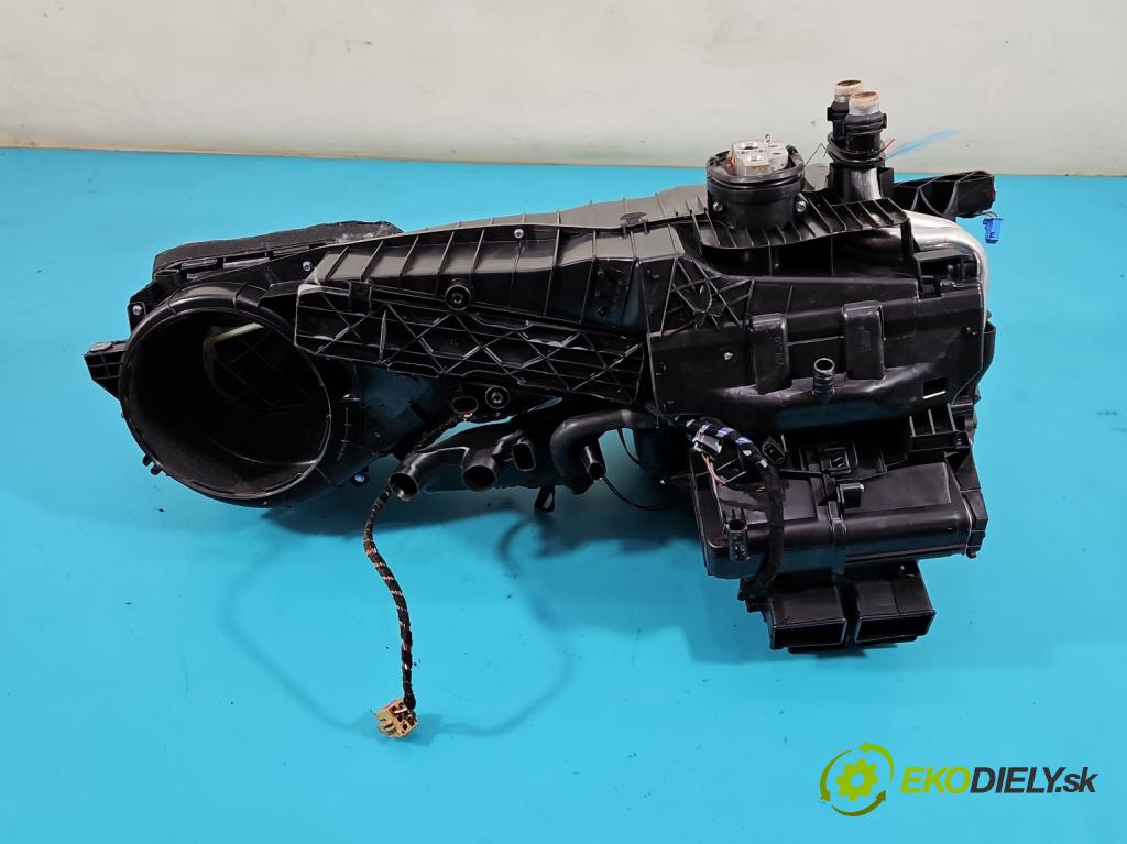 Vw Sharan II 2010-2022 2.0 tdi 170 hp automatic 125 kW 1968 cm3 5- radiátor 7N1820003F (Radiátory topení)