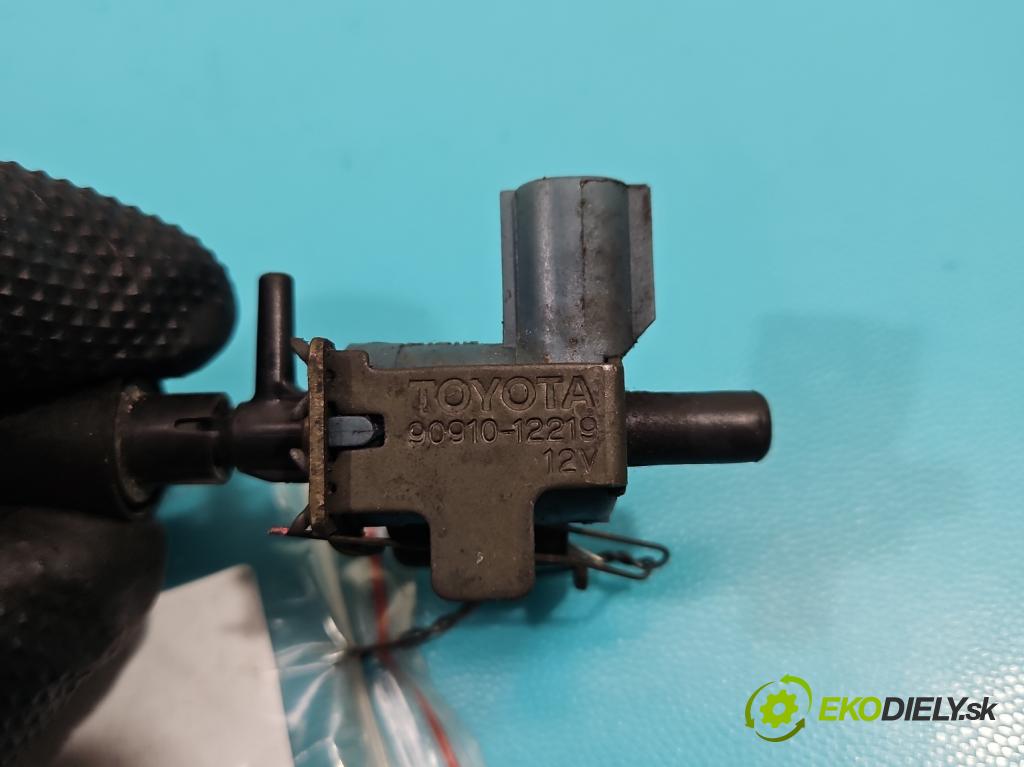 Toyota Avensis I T22 1997-2003 2.0 D4D 110 HP manual 81 kW 1995 cm3 5- ventil podtlaku 90910-12219 (Ventily)