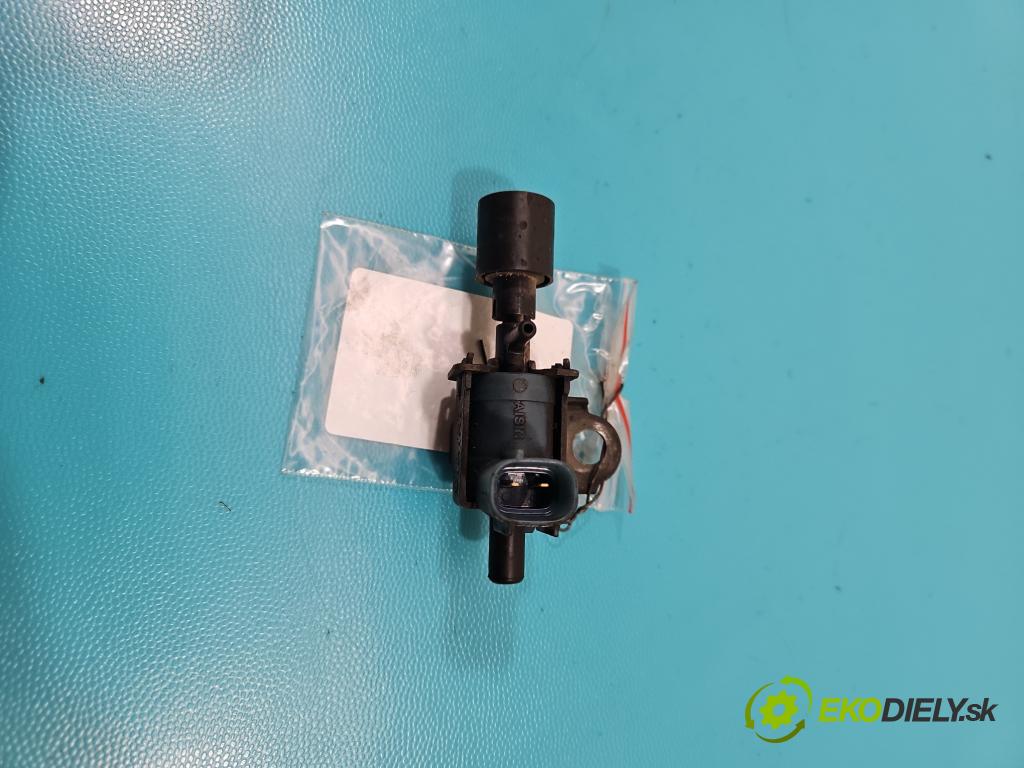 Toyota Avensis I T22 1997-2003 2.0 D4D 110 HP manual 81 kW 1995 cm3 5- ventil podtlaku 90910-12219 (Ventily)