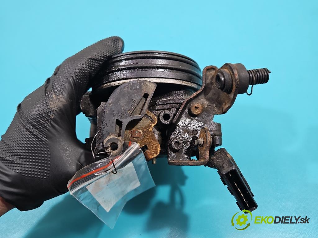 Renault Laguna I 1994-2001 1.8 90 hp manual 66 kW 1783 cm3 5- karburátor  (Karburátory)