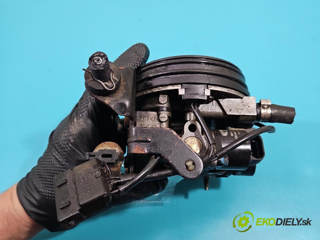 Renault Laguna I 1994-2001 1.8 90 hp manual 66 kW 1783 cm3 5- karburátor  (Karburátory)