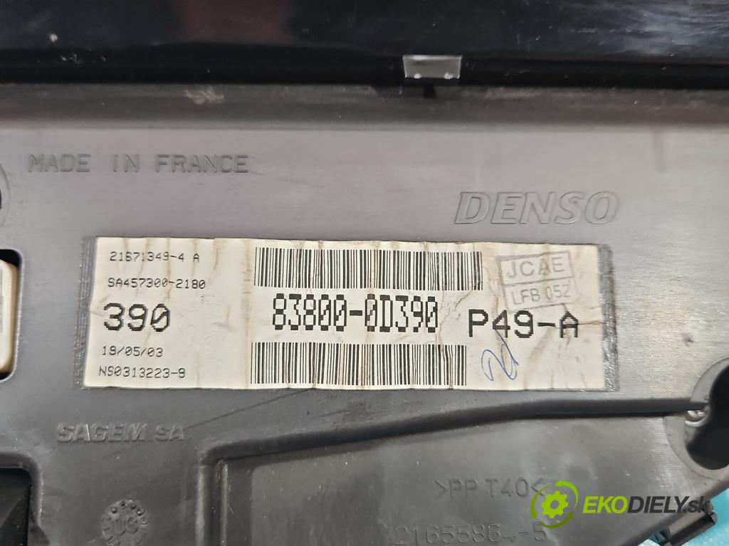 Toyota Yaris I 1999-2005 1.0 vvti 65 HP manual 48 kW 998 cm3 5- prístrojovka/ budíky 83800-0D390 (Prístrojové dosky, displeje)