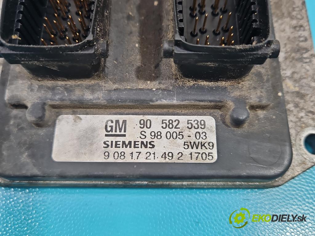 Opel Zafira A 1999-2005 1.8 16v 116 hp manual 85 kW 1796 cm3 5- řídící jednotka motoru 90582539