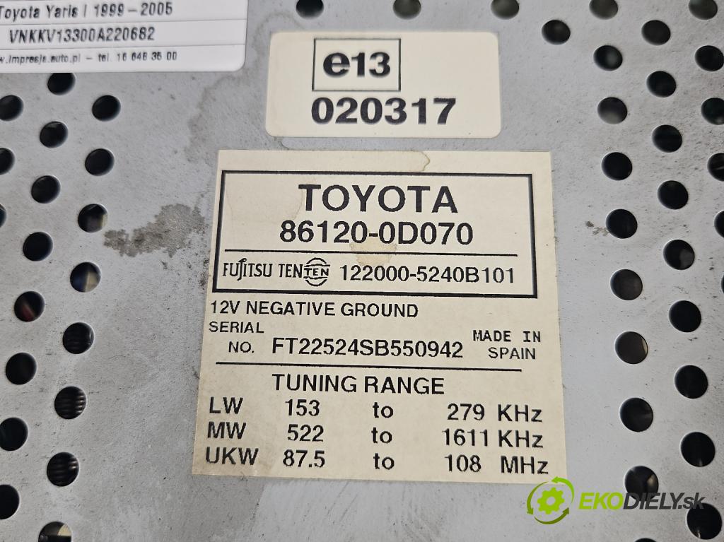 Toyota Yaris I 1999-2005 1.0 vvti 65 HP manual 48 kW 998 cm3 5- Radio originál