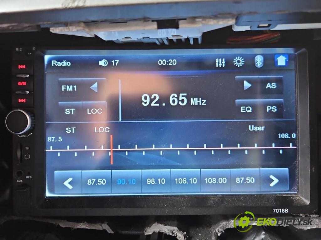 Ford Focus Mk1 1998-2004 1.6 16V 101 HP manual 74 kW 1596 cm3 5- Radio 7018B