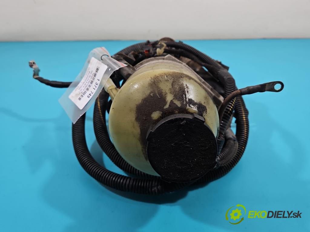 Opel Meriva B 2010-2017 1.4 T 120 HP manual 88 kW 1364 cm3 5- čerpadlo posilovač  (Servočerpadlá, pumpy riadenia)