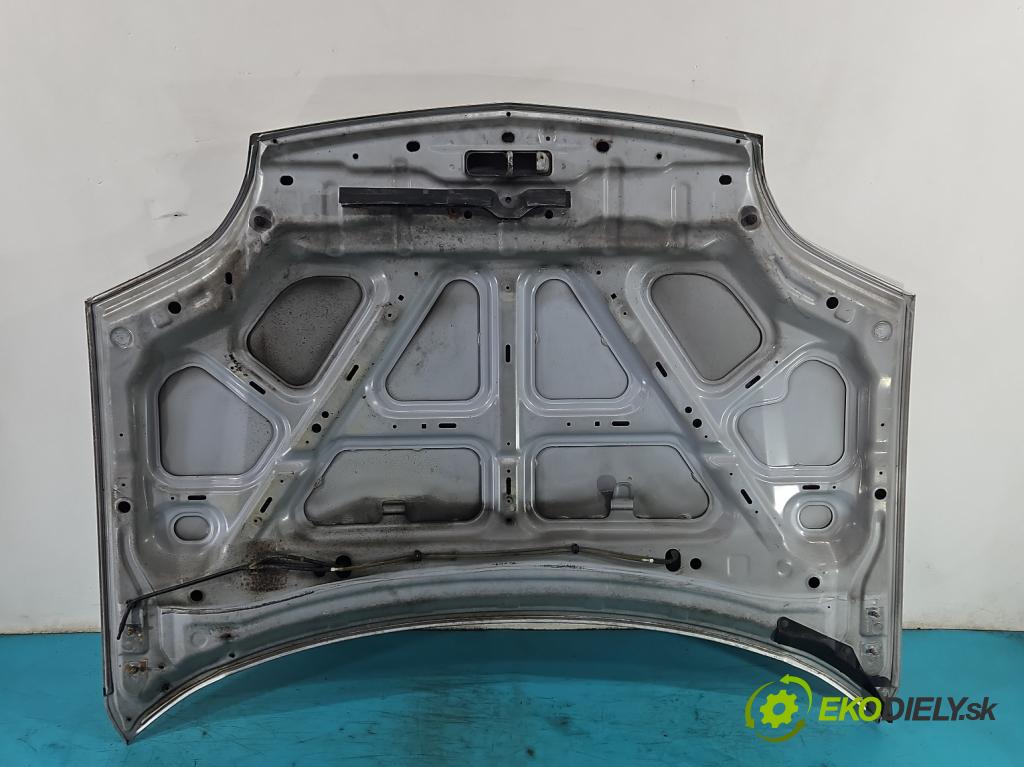 Nissan X-trail I T30 2001-2007 2.0 16V 140 HP manual 103 kW 1998 cm3 5- kapota predná