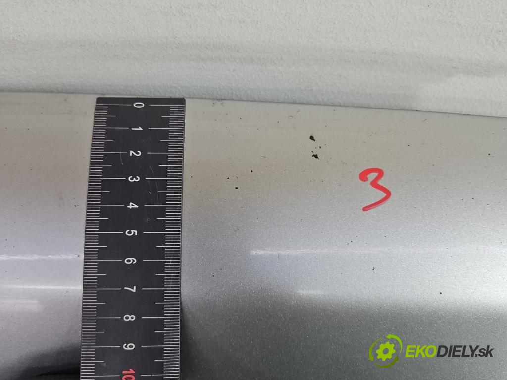 Nissan X-trail I T30 2001-2007 2.0 16V 140 HP manual 103 kW 1998 cm3 5- kapota predná