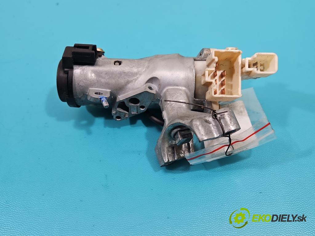 Toyota Corolla E11 1997-2002 1.6 16V 114 HP manual 84 kW 1587 cm3 5- Spínačka 45020-12-11 (Spínacie skrinky a kľúče)