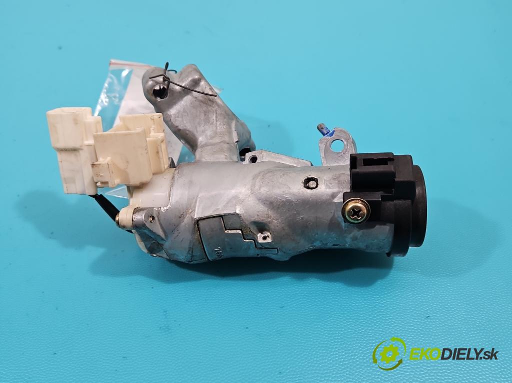 Toyota Corolla E11 1997-2002 1.6 16V 114 HP manual 84 kW 1587 cm3 5- Spínačka 45020-12-11 (Spínacie skrinky a kľúče)