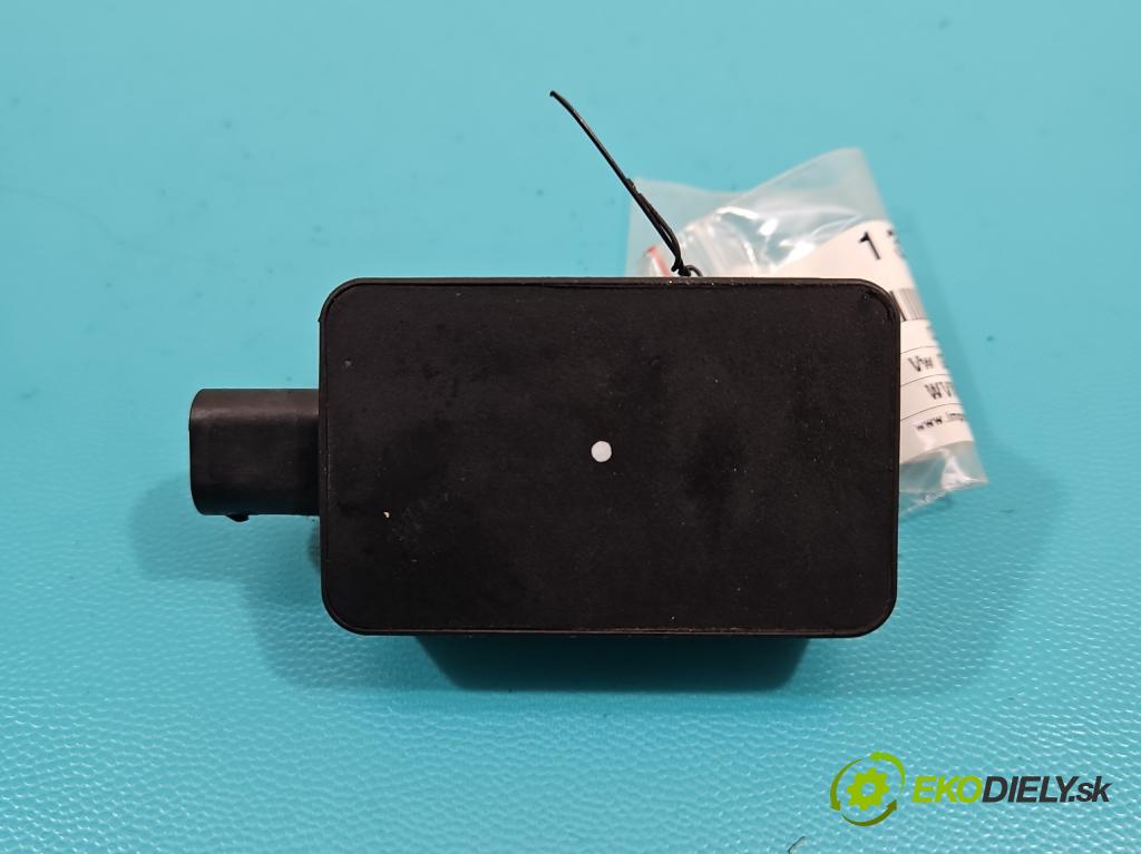 Vw Golf IV 1997-2003 1.9 tdi 90 hp manual 66 kW 1896 cm3 5- snímač ESP 1J1907637A