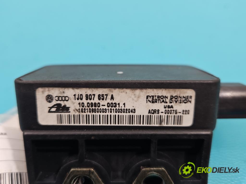 Vw Golf IV 1997-2003 1.9 tdi 90 hp manual 66 kW 1896 cm3 5- snímač ESP 1J1907637A