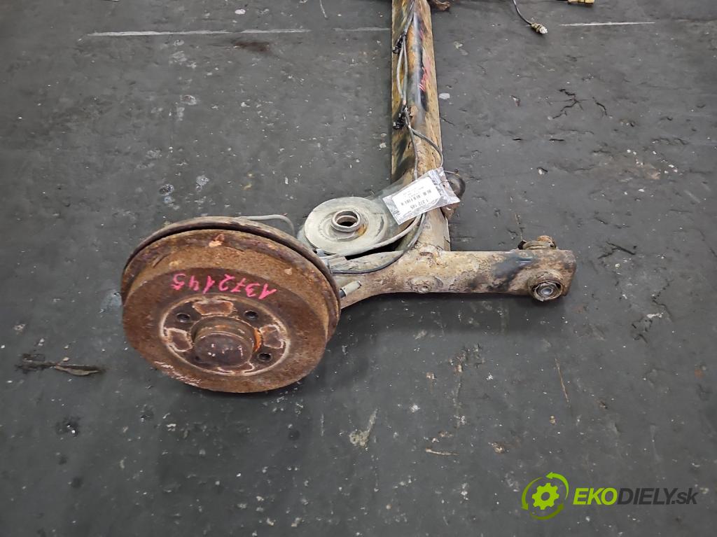 Renault Clio II 1998-2012 1.4 16V 98 hp manual 72 kW 1390 cm3 3- zadní výztuha  (Výztuhy zadní)