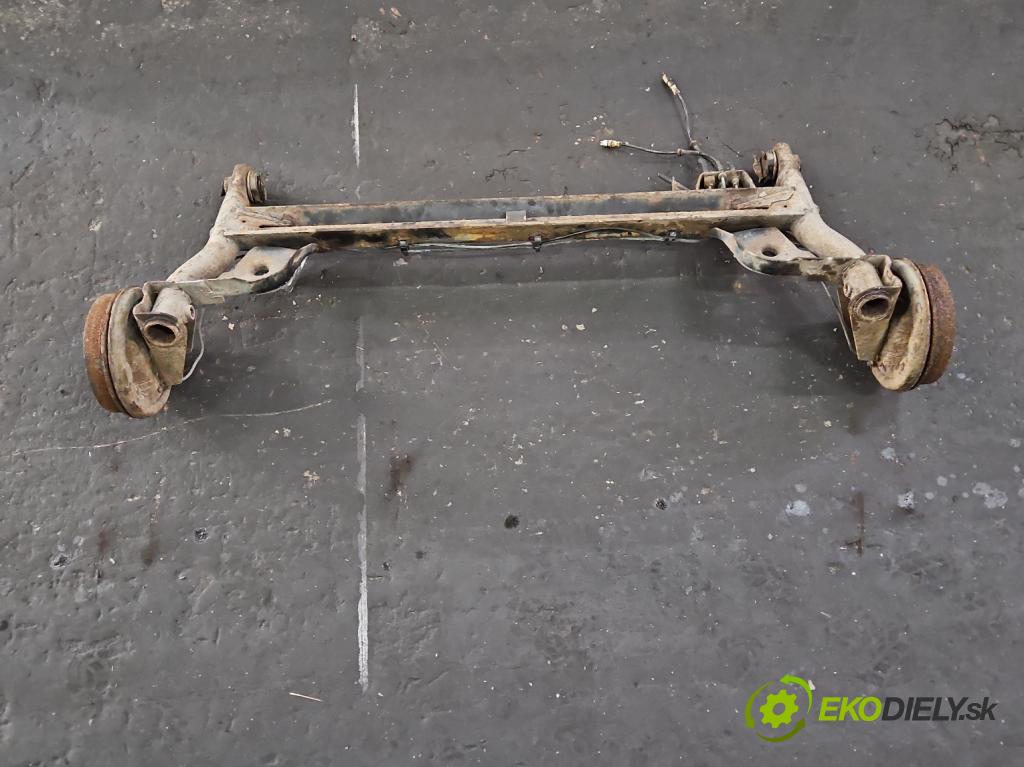 Renault Clio II 1998-2012 1.4 16V 98 hp manual 72 kW 1390 cm3 3- zadní výztuha  (Výztuhy zadní)